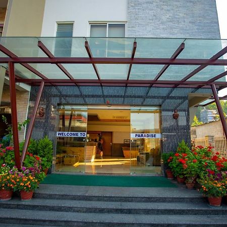Hotel Lake Paradise Покхара Экстерьер фото